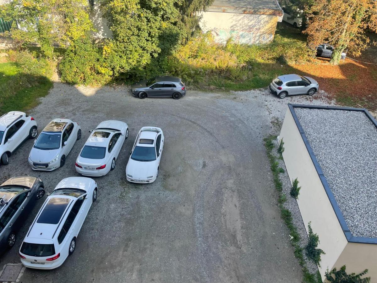 Апартаменты Casa Park Premium Free Parking Марибор Экстерьер фото